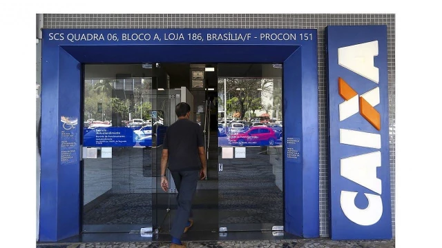 Caixa paga auxílio emergencial para pessoas do Bolsa Família