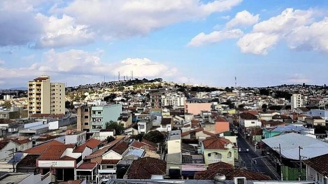 Tempo continua ensolarado em Taubaté