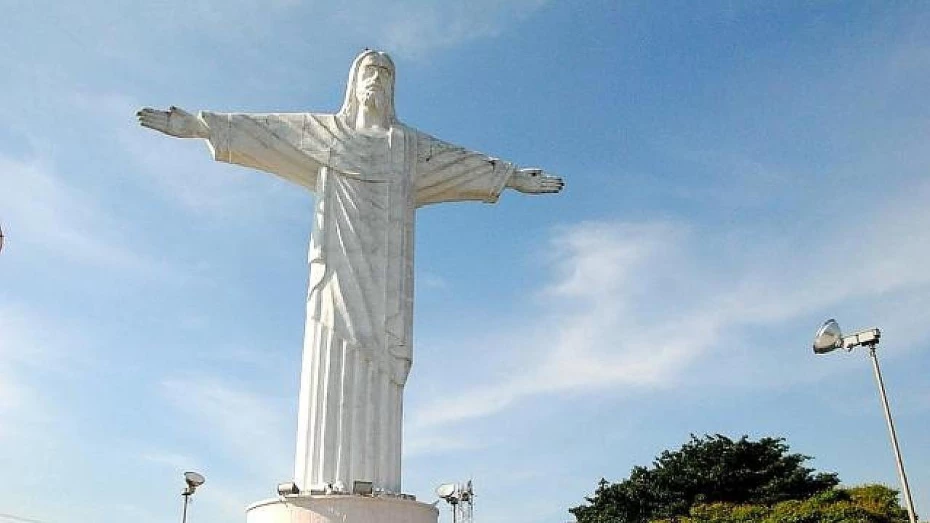 Sol deve aparecer entre poucas nuvens no fim de semana