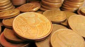 Salário mínimo tem aumento de apenas R$22 no próximo ano