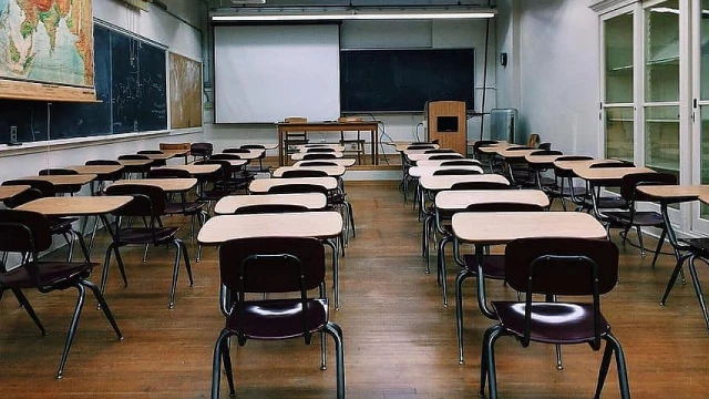 Prefeitura autoriza retorno presencial escolar