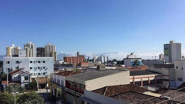 Tempo deve ficar predominantemente aberto no fim de semana