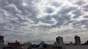 Terça-feira com predomínio de nuvens em Taubaté e região