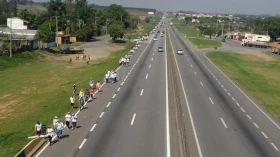 Concessionária inicia campanha para orientar motoristas sobre romarias Concessionária inicia campanha para orientar motoristas sobre romarias