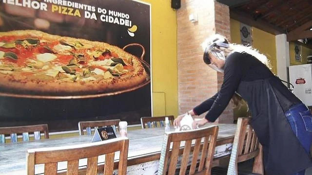 Decretos liberam atividades comerciais em Taubaté aos domingos e feriados
