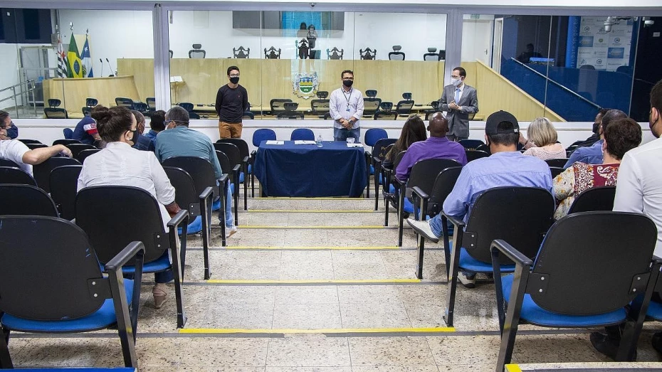 Câmara de Taubaté promove tradicional debate dos candidatos à Prefeitura Câmara de Taubaté promove tradicional debate dos candidatos à Prefeitura