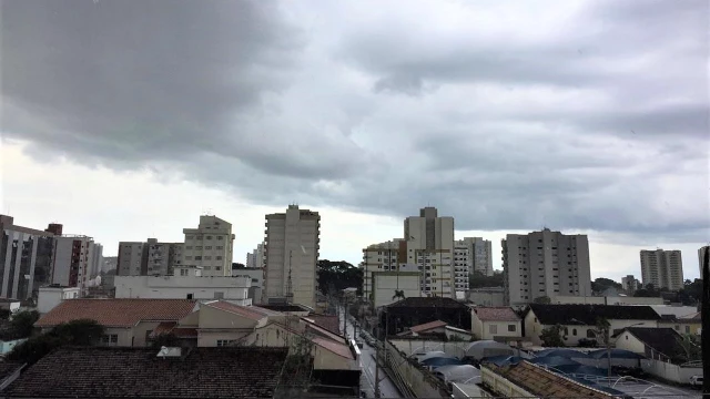 Terça-feira com chance de pancadas de chuva em Taubaté e região