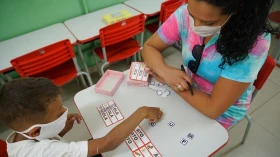 Penitenciárias do Vale produzem quase 400 mil máscaras reutilizáveis para alunos do estado