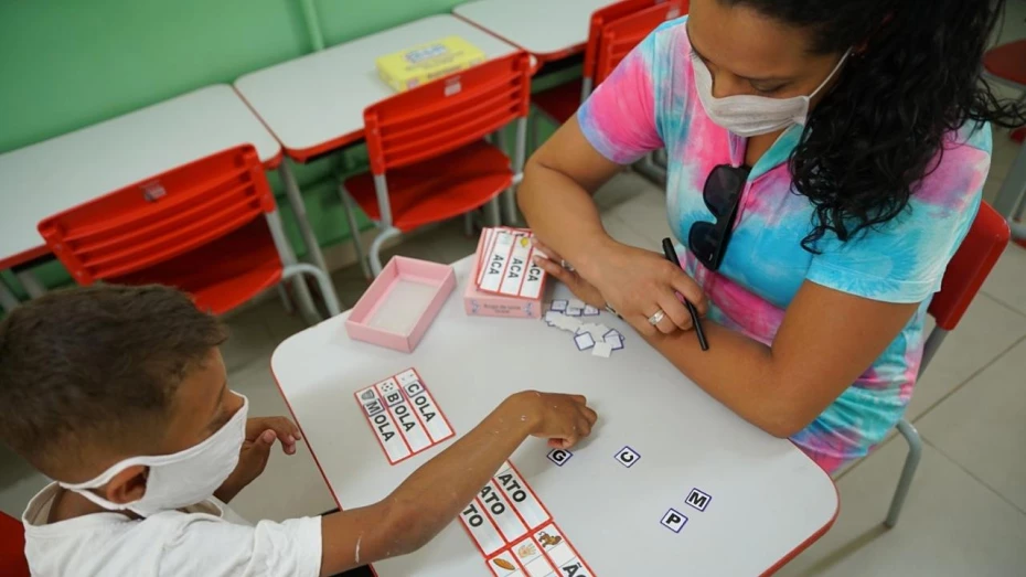 Penitenciárias do Vale produzem quase 400 mil máscaras reutilizáveis para alunos do estado Penitenciárias do Vale produzem quase 400 mil máscaras reutilizáveis para alunos do estado