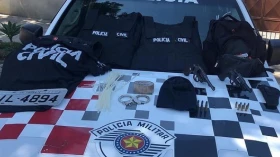 Homens que se passavam por policiais civis para assaltar casas são presos