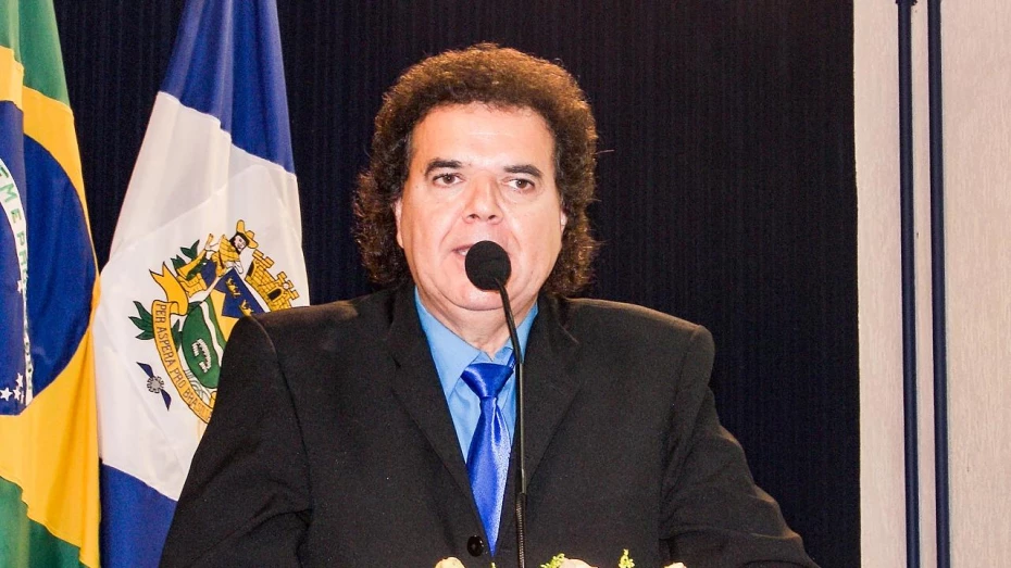 Câmara aprova projeto que denomina complexo viário de “Augusto César Guará” Câmara aprova projeto que denomina complexo viário de “Augusto César Guará”