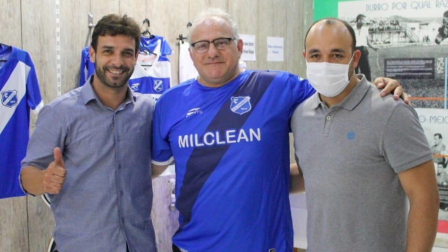 Toninho Cecílio é anunciado como técnico do EC Taubaté para 2021