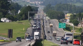 Ano Novo: confira os horários de tráfego intenso na Via Dutra
