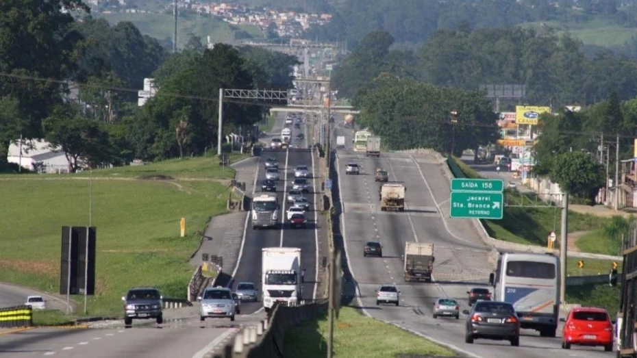 Ano Novo: confira os horários de tráfego intenso na Via Dutra Ano Novo: confira os horários de tráfego intenso na Via Dutra