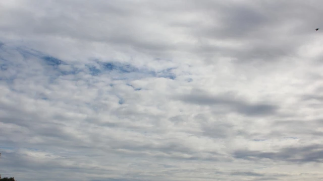 Dia deve ter céu parcialmente nublado em Taubaté