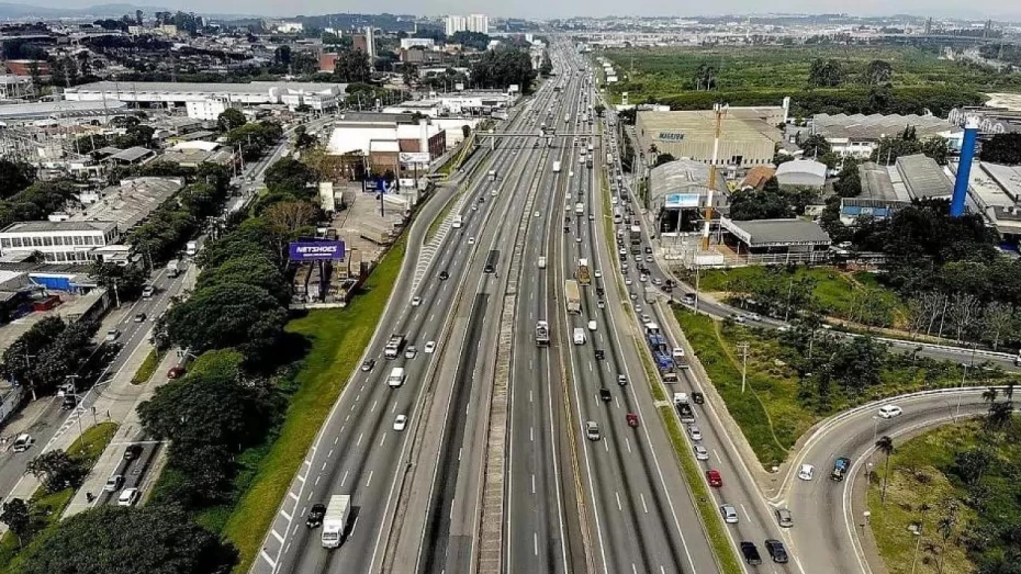 Dutra recebe obras até próxima sexta-feira Dutra recebe obras até próxima sexta-feira