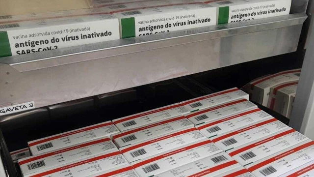 Taubaté recebe vacinas contra Covid e apresenta plano municipal 
