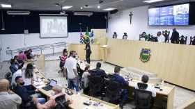 Frentes parlamentares são criadas em Taubaté para abordar demissões na Ford e pandemia Frentes parlamentares são criadas em Taubaté para abordar demissões na Ford e pandemia