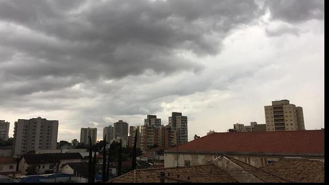 Frente fria avança pela RMVale nesta sexta-feira