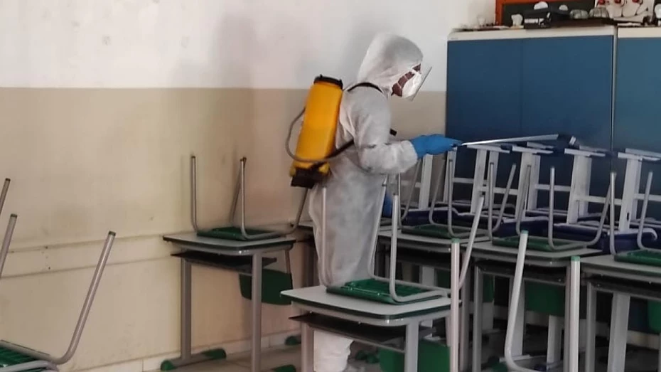 Taubaté adia retorno das aulas presenciais após casos positivos de Covid Taubaté adia retorno das aulas presenciais após casos positivos de Covid