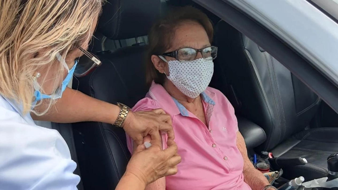 Vacinação: Taubaté inicia 2ª dose para idosos de 85 a 89 anos