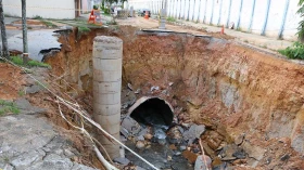 Tubulações do Centro de Taubaté recebem vistoria após rupturas