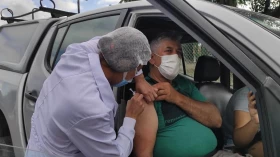 Taubaté inicia vacinação contra Covid em idosos de 62 anos