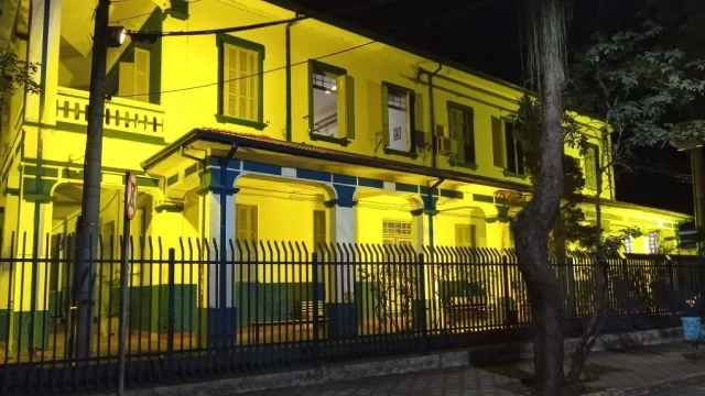 Prefeitura de Taubaté recebe iluminação especial em maio