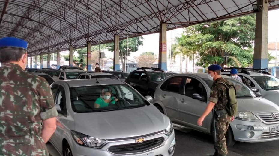 Taubaté inicia vacinação para gestantes e profissionais do transporte Taubaté inicia vacinação para gestantes e profissionais do transporte