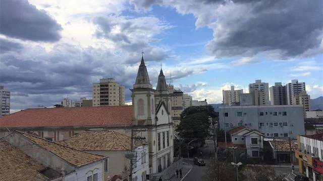 RMVale deve ter chuva e queda das temperaturas neste domingo