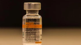 Remessa com doses prontas de CoronaVac chegam a São Paulo Remessa com doses prontas de CoronaVac chegam a São Paulo
