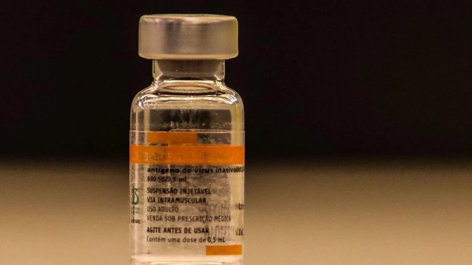 Remessa com doses prontas de CoronaVac chegam a São Paulo Remessa com doses prontas de CoronaVac chegam a São Paulo