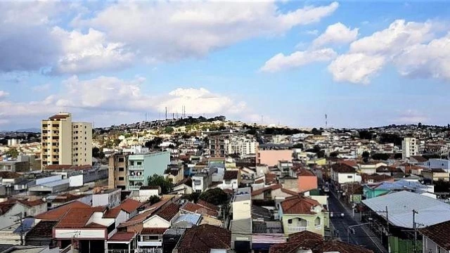 Nebulosidade aumenta na RMVale e anuncia aproximação de frente fria
