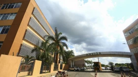 Anvisa rejeita uso de CoronaVac para crianças e adolescentes