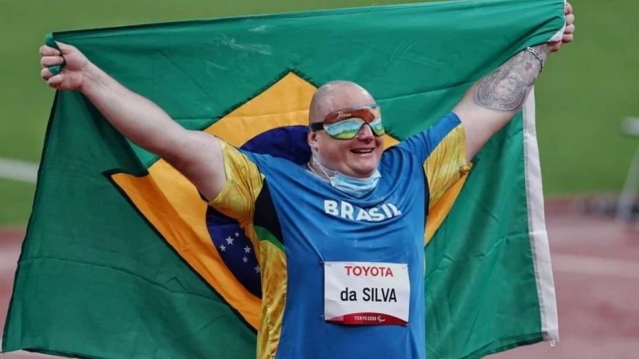 Paratleta de Taubaté conquista a medalha de ouro nos Jogos de Tóquio Paratleta de Taubaté conquista a medalha de ouro nos Jogos de Tóquio