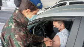 Taubaté retoma vacinação com 2ª dose para profissionais da educação