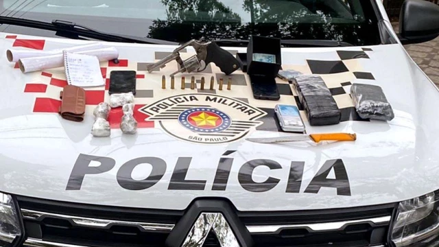 Homens são presos em posse ilegal de arma e tráfico de drogas em Taubaté