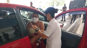 Vacinação com 3ª dose avança para novos públicos em Taubaté