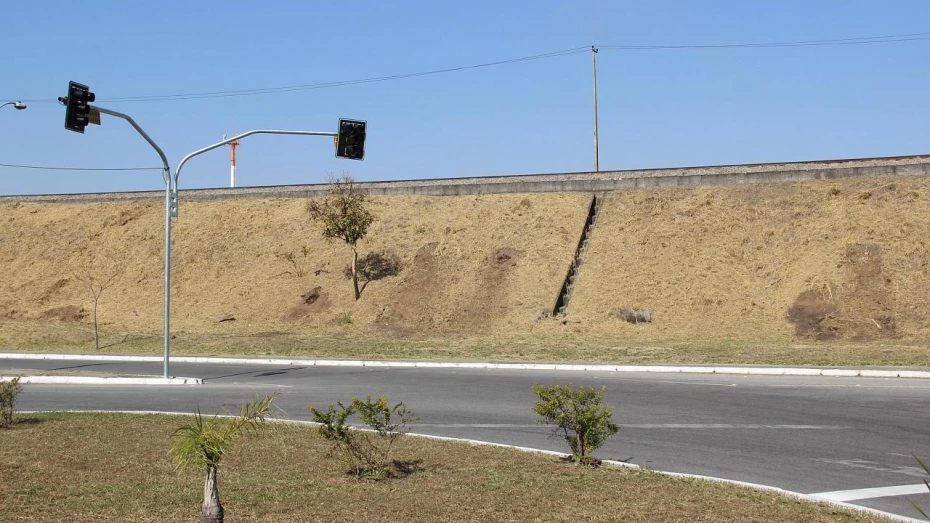 Av. Amador Bueno da Veiga será interditada nesta 4ª feira Av. Amador Bueno da Veiga será interditada nesta 4ª feira