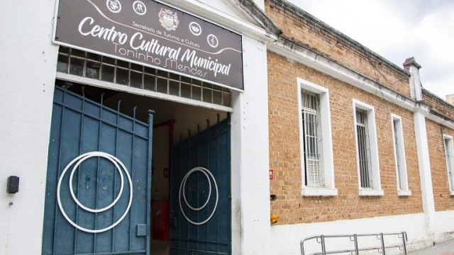 Curso de violoncelo é oferecido no Centro Cultural de Taubaté