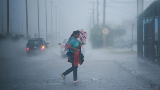Defesa Civil emite alerta de chuvas intensas para o fim de semana no estado