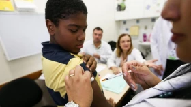 Em SP, 6 a cada 10 crianças têm carteiras de vacinação desatualizadas