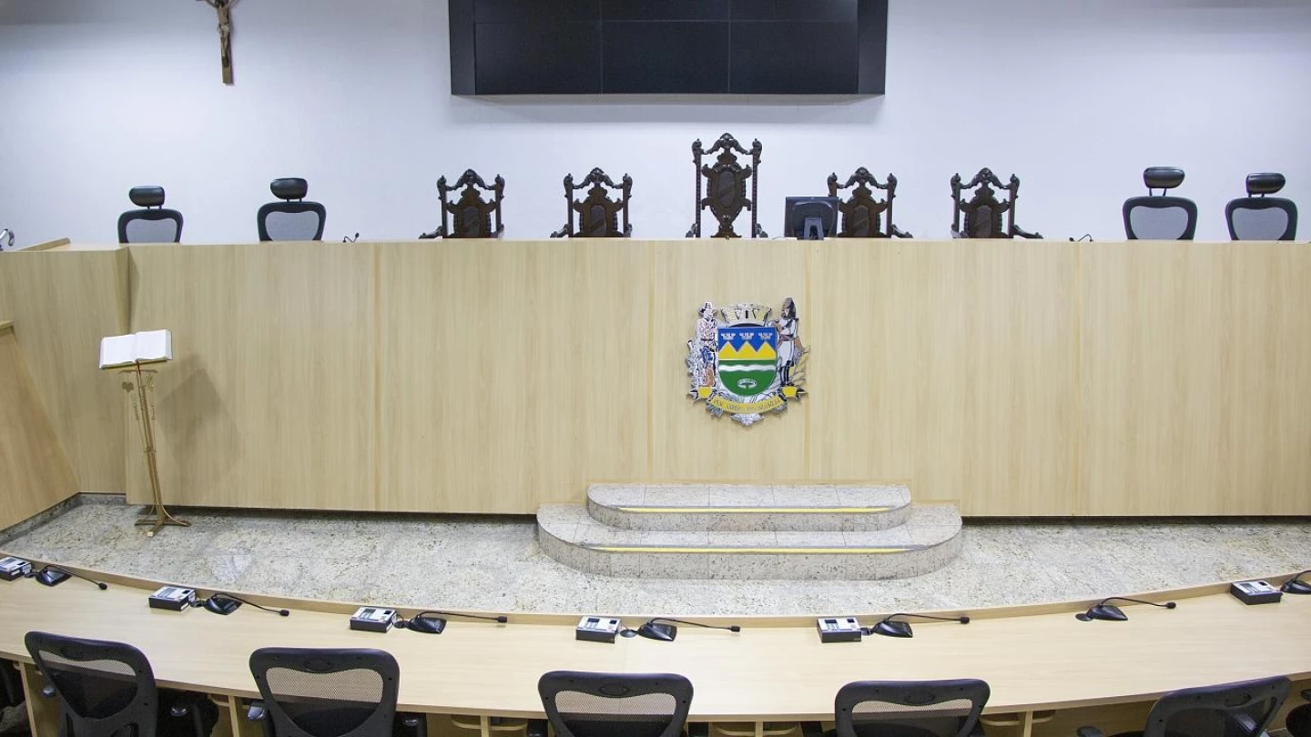Câmara realiza sessão solene para comemorar aniversário de Taubaté