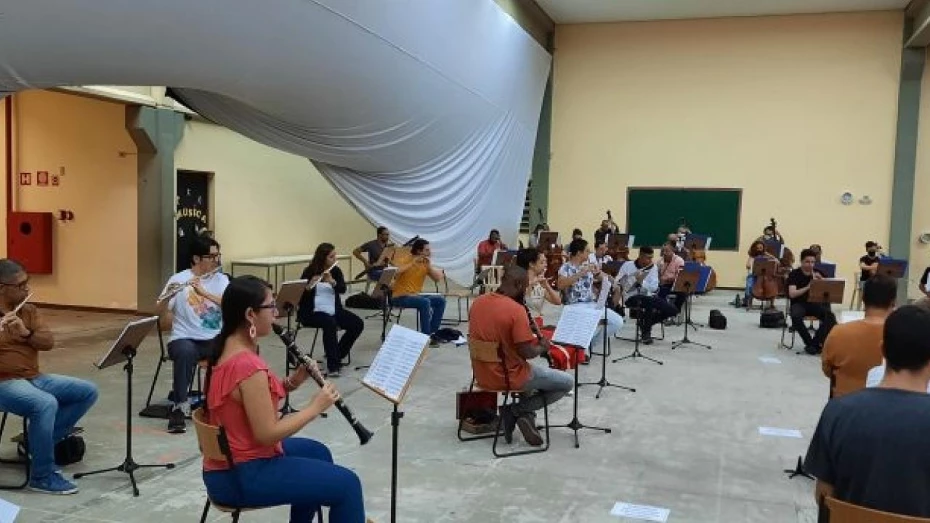 Banda Sinfônica de Taubaté apresenta concerto de Natal no Sedes Banda Sinfônica de Taubaté apresenta concerto de Natal no Sedes