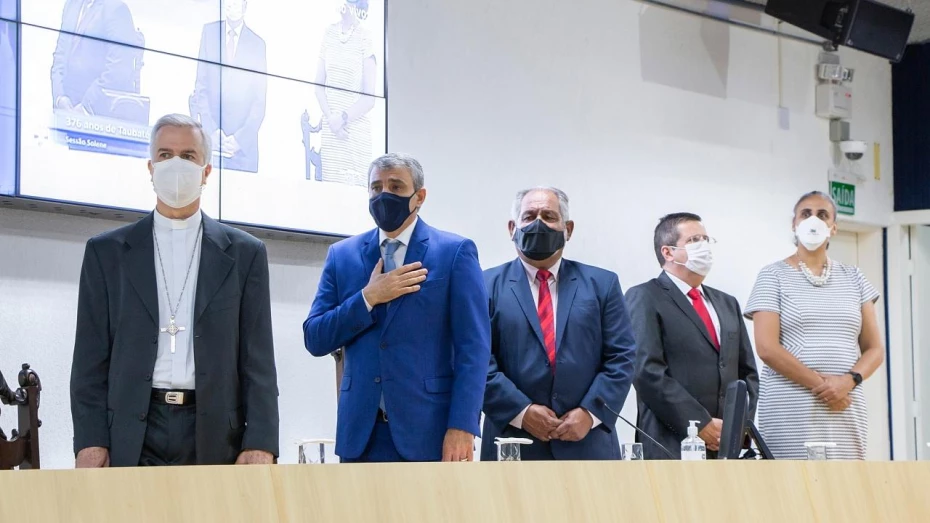 Saud sanciona aumento do próprio salário, da vice e de secretários Saud sanciona aumento do próprio salário, da vice e de secretários