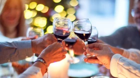 Alimentos da ceia de Natal podem afetar a saúde dos dentes