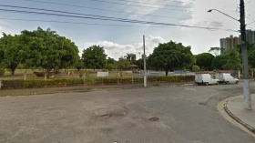 Rua Alemanha, em Taubaté, é interditada para obras de drenagem Rua Alemanha, em Taubaté, é interditada para obras de drenagem