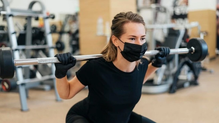 Uso de máscara não afeta a respiração nem resposta cardiovascular durante exercício Uso de máscara não afeta a respiração nem resposta cardiovascular durante exercício