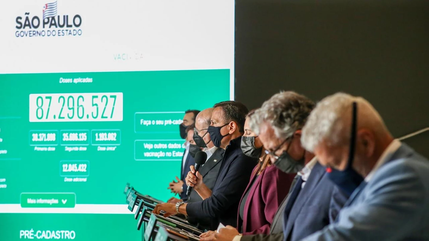 Governador de São Paulo recomenda ocupação menor em eventos