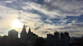 Temperaturas seguem subindo no Vale do Paraíba neste fim de semana
